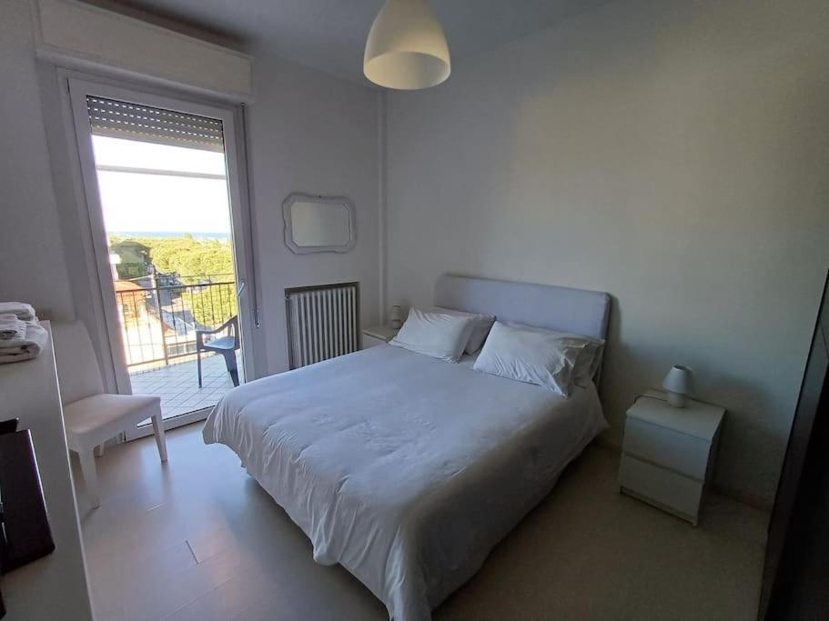 Appartamento Vista Mare Misano Adriatico Kültér fotó